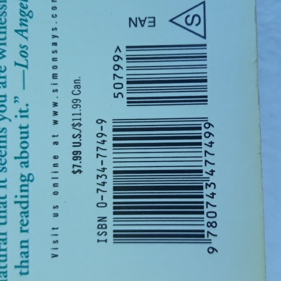 The Nosy Neighbor, a paperback book written by Fern Michaels Copyright 2005 - Picture 4 of 6